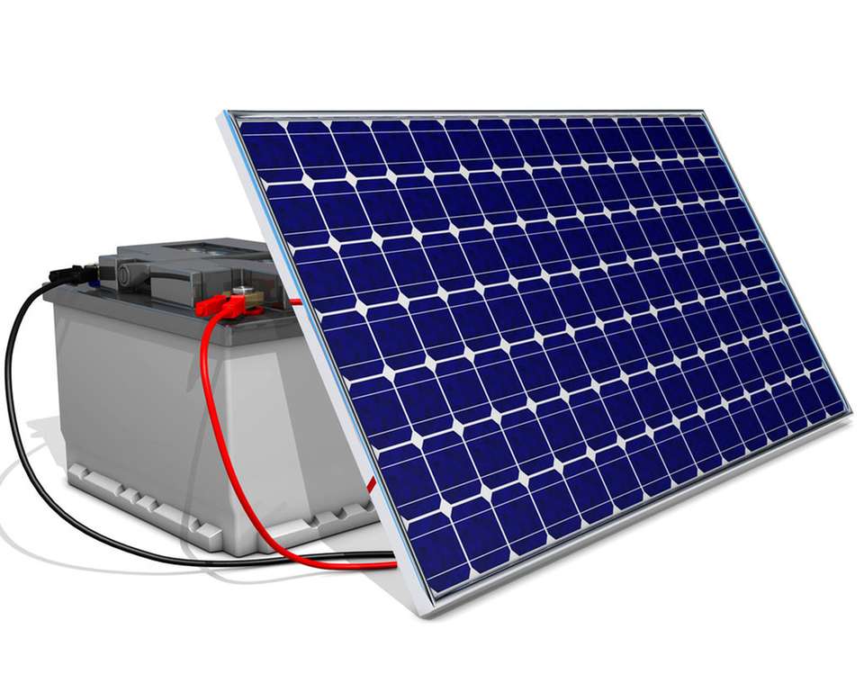 charge battery with solar panels